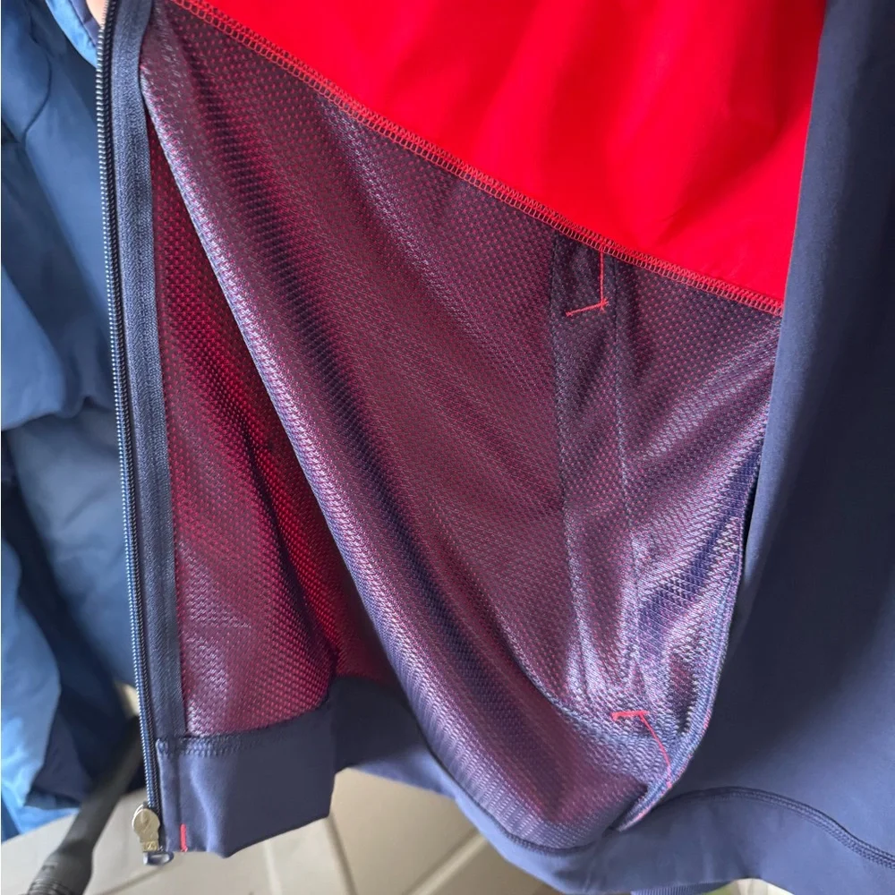 Under Armour Full Zip Hoodie Red Navy Logo Sleeves Men’s XL NWT - Picture 10 of 12